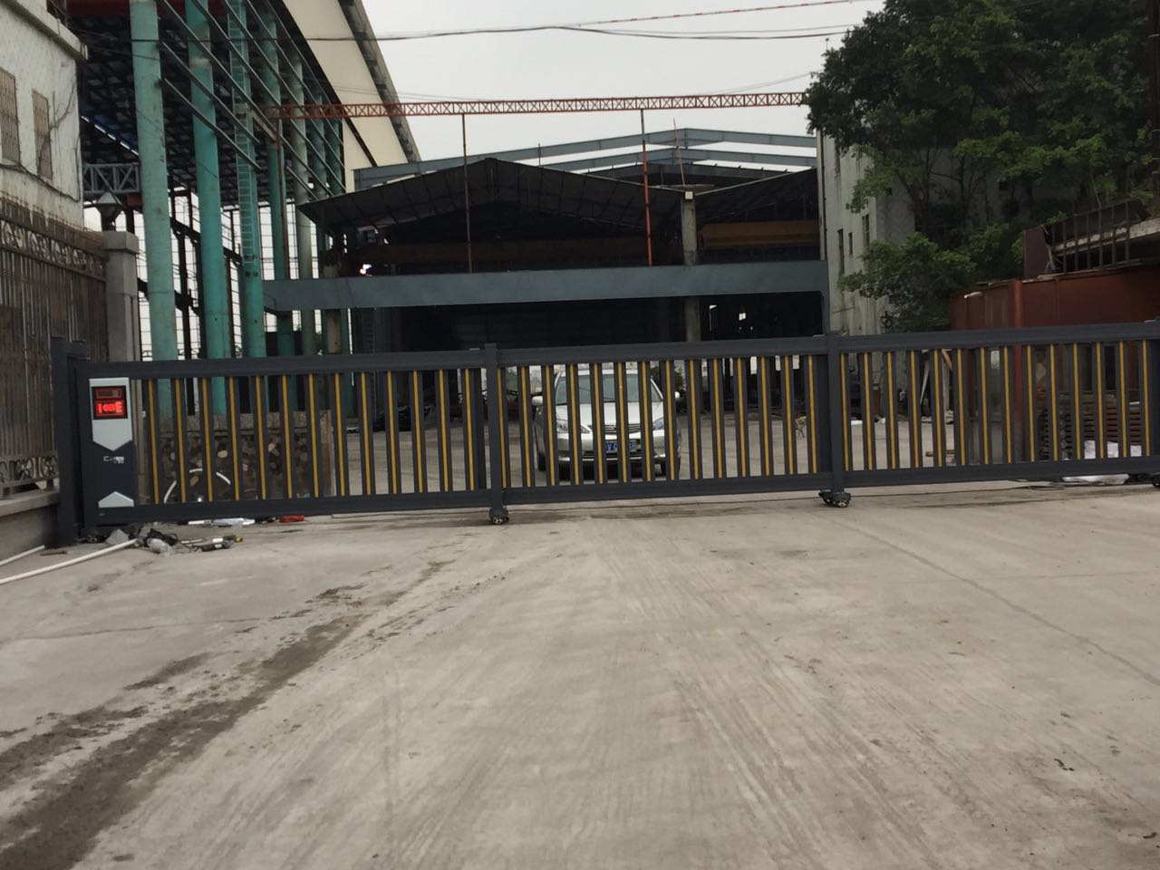房县房县济南分段平移门